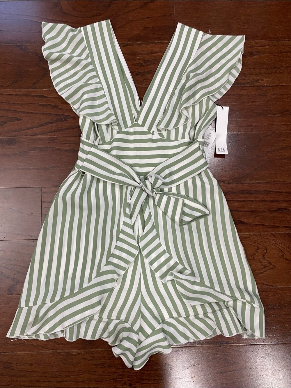 NWT NSR green white striped zip back jumper size M